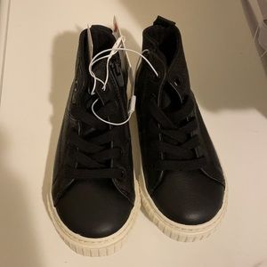 NWT boys Zara shoe